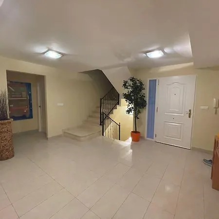 Número Uno Villa *